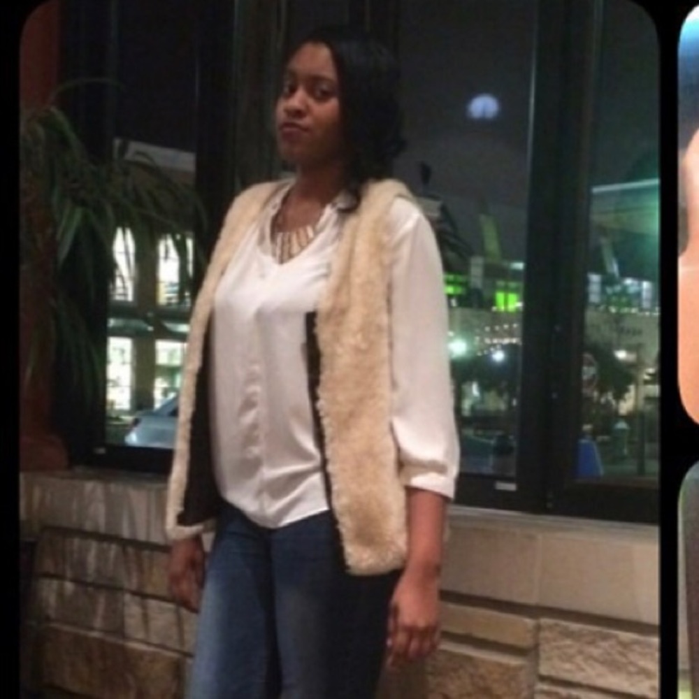 Cream H&M Faux Fur Vest